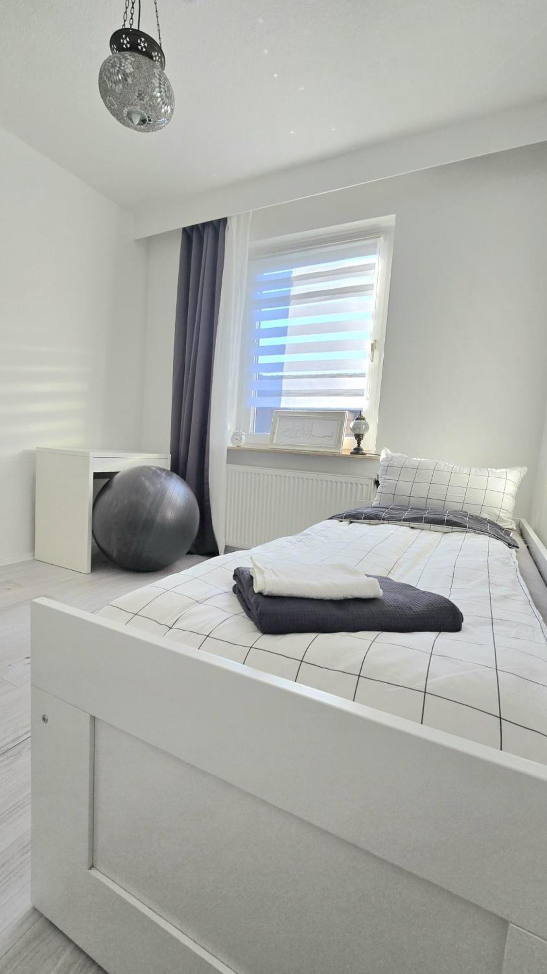 Schoene 3-Zimmer Wohnung In Hemelingen Бремен Экстерьер фото